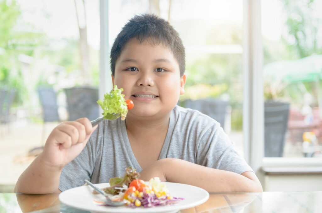 Tình Trạng Béo Phì Ở Trẻ Em: Nguyên Nhân, Hệ Lụy và Giải Pháp
