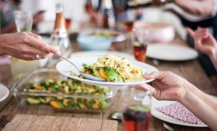 Cần cắt giảm bao nhiêu carbohydrate để giảm cân?