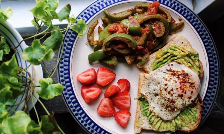 Cần cắt giảm bao nhiêu carbohydrate để giảm cân?