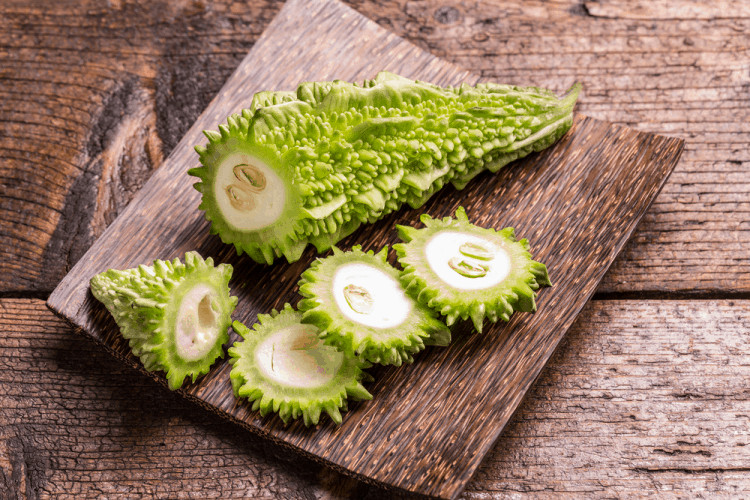 [Dáng đẹp] Uống nước khổ qua có giảm cân không?