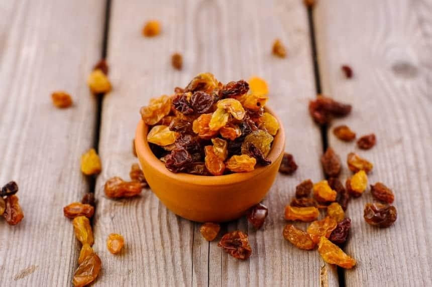 Nho khô giúp kiềm chế cơn thèm ăn