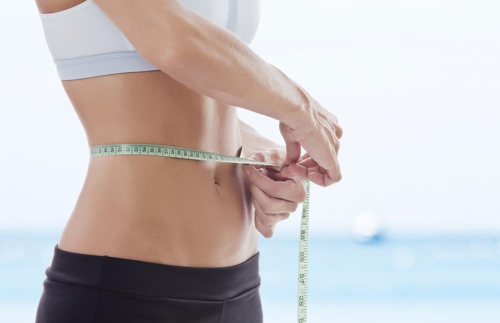 Nước dừa bao nhiêu calo? Uống nước dừa có giảm cân không?